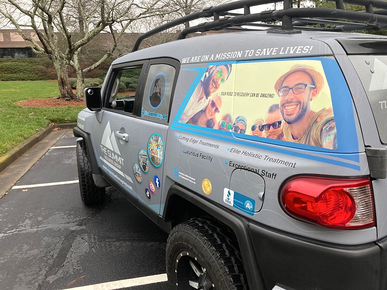 partial wraps and vinyl lettering for advertising on cars in Georgia